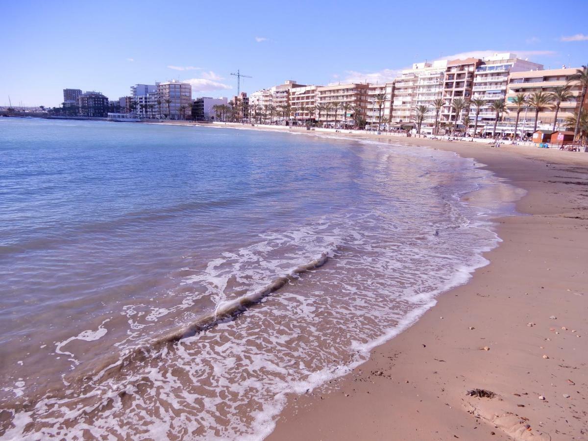 Edificio 1º Linea De Playa, En Paseo Maritimo De Torrevieja, Alicante, Costa Blanca Екстериор снимка